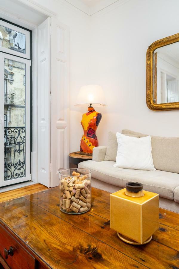 4 Bedroom Apartment On The City Center Lisboa Εξωτερικό φωτογραφία