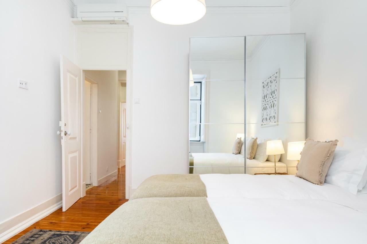 4 Bedroom Apartment On The City Center Lisboa Εξωτερικό φωτογραφία